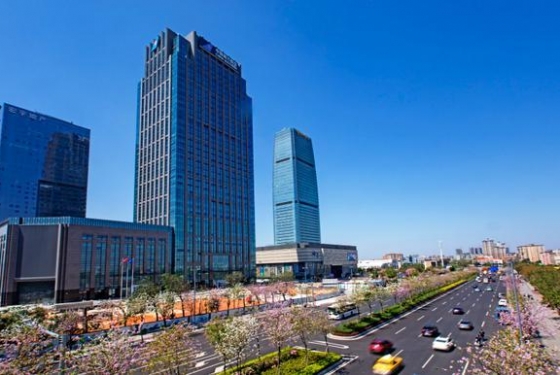「奮斗百年路 啟航新征程」加速打造重大產(chǎn)業(yè)平臺，發(fā)動高質(zhì)量發(fā)展主引擎 ...