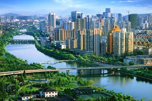石家莊市傾力打造新一代電子信息、生物醫(yī)藥兩大產(chǎn)業(yè)