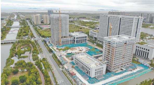 「縣（市、區(qū)）、產(chǎn)業(yè)集聚區(qū)比看現(xiàn)場會」浙南產(chǎn)業(yè)集聚區(qū)：四大舉措助推東部產(chǎn)業(yè)新區(qū)建 ...