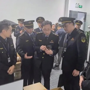 深圳市市場(chǎng)監(jiān)督管理局回應(yīng)主板機(jī)黑灰產(chǎn)業(yè)鏈：查扣涉案物品，查封經(jīng)營(yíng)場(chǎng)所