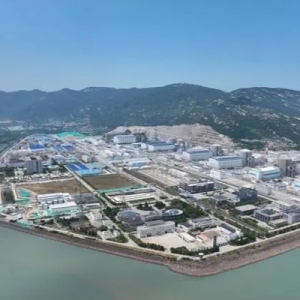 國內(nèi)首個(gè)工業(yè)用途的核能供汽工程正式啟用，連云港石化產(chǎn)業(yè)基地用上了田灣核電站送來的蒸汽