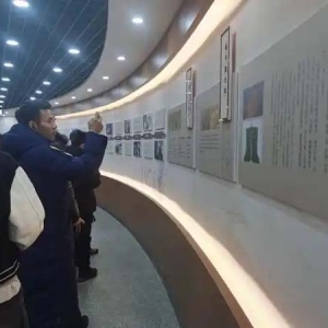冰雪里的遼寧丨遼陽“小襪子”為什么織出“大產(chǎn)業(yè)”？