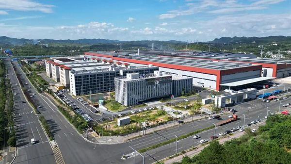 三年來，貴安開工建設(shè)217個(gè)項(xiàng)目，總投資達(dá)1108億元