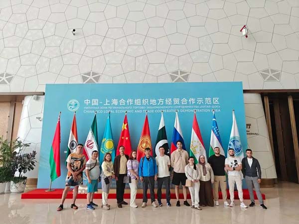 助力中哈農(nóng)業(yè)合作！13位哈薩克斯坦企業(yè)家在青研修